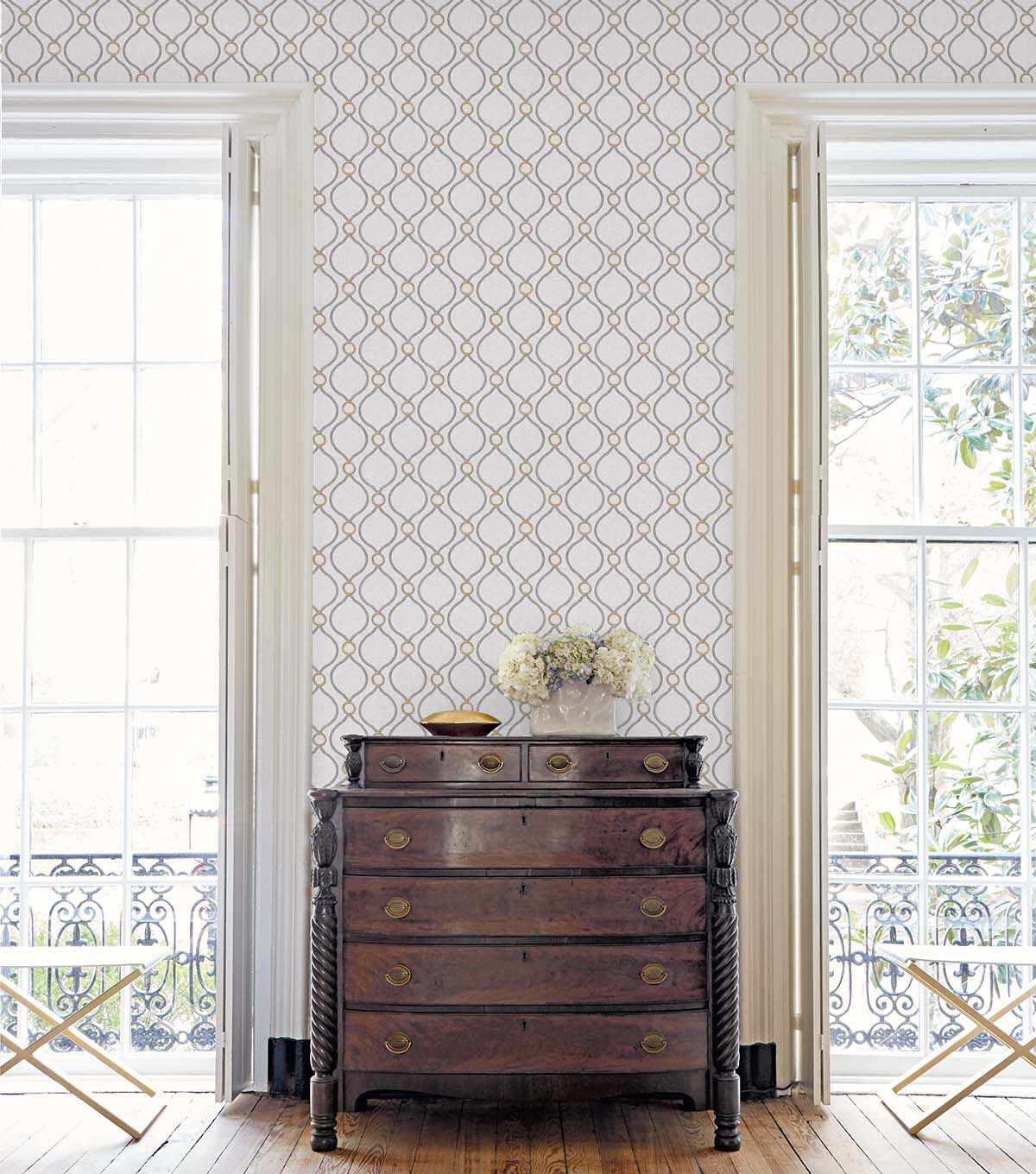 Surface Style 20.5' x 18' Platinum Curveball Peel & Stick Wallpaper