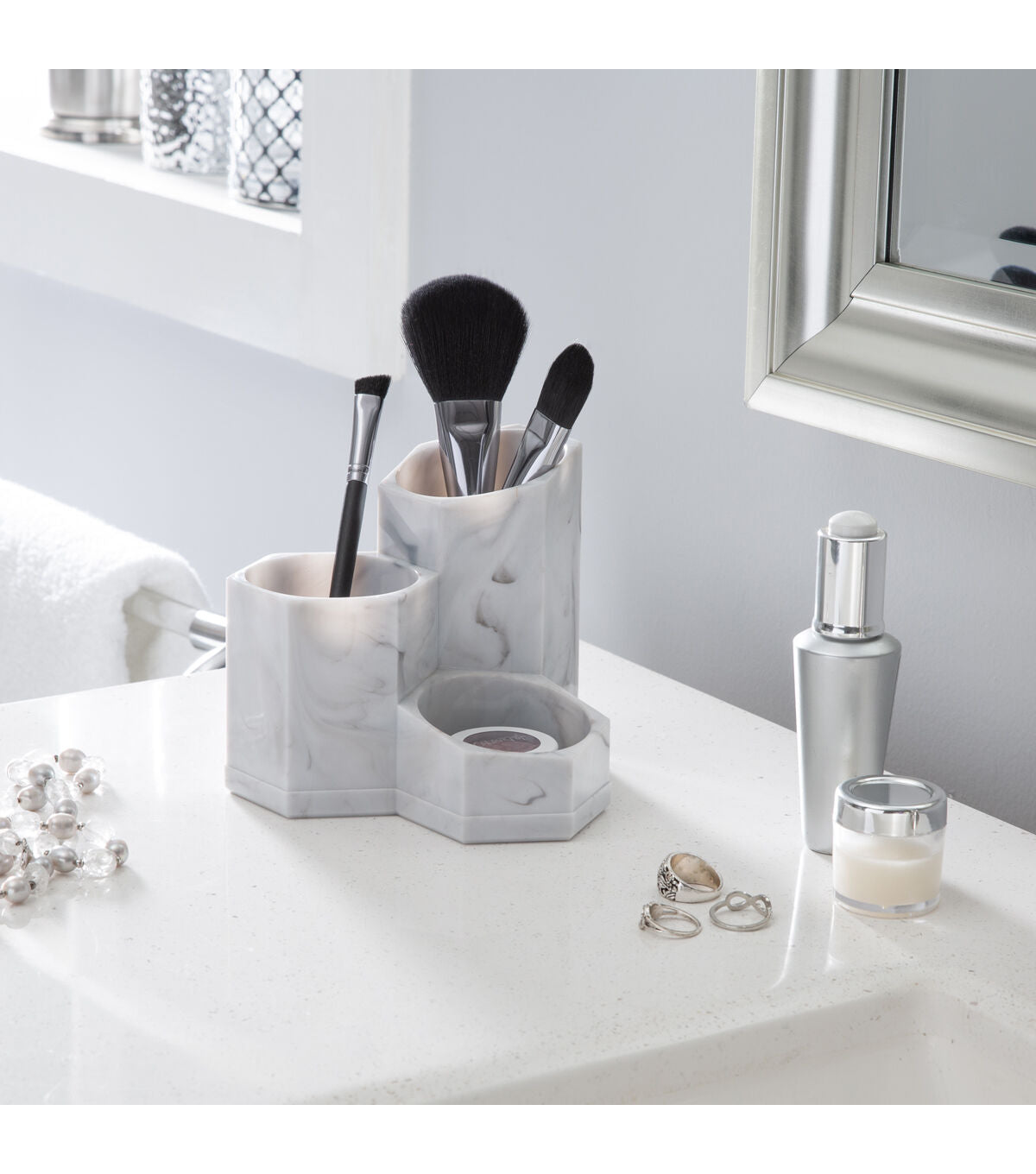 Simplify 5 Marble 3 Compartment Pencil Brush Holder