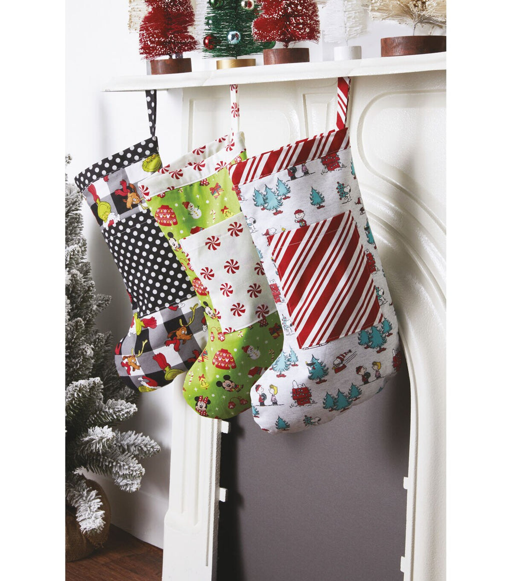 Mickey & Minnie Icons Christmas Cotton Fabric