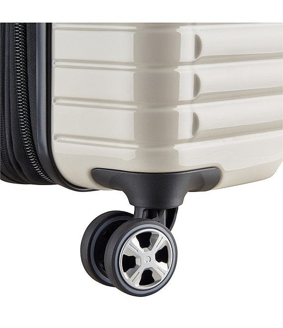 Cruise 3.0 24 Expandable Upright Spinner Suitcase