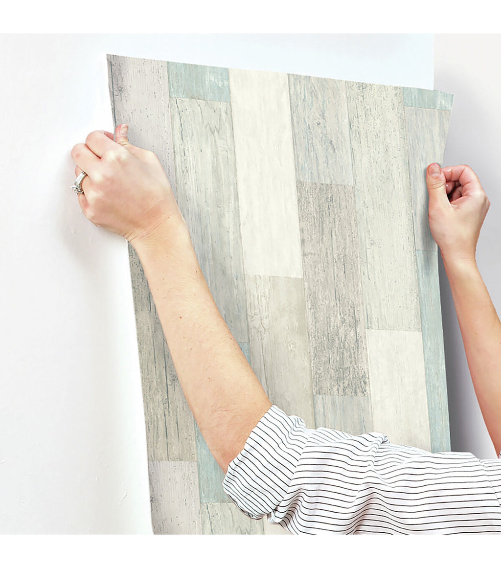 RoomMates Wallpaper Coastal Weathered Plank