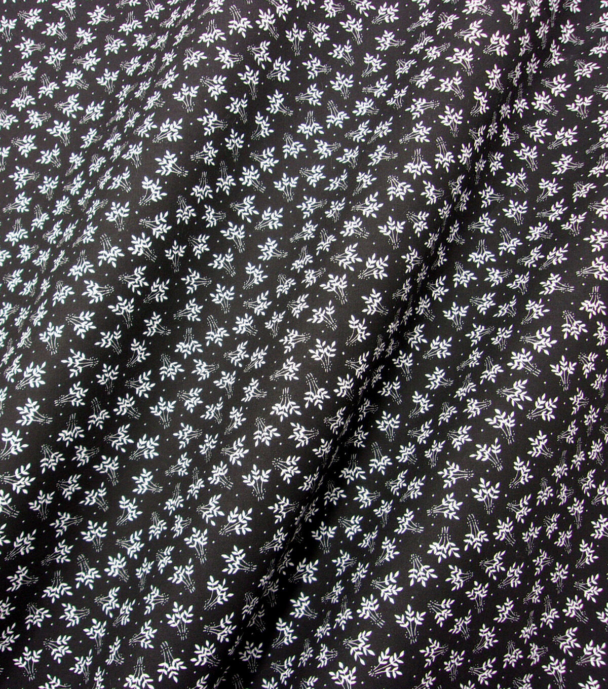 Leaf Bouquet on Black Quilt Cotton Fabric by Quilter's Showcase
