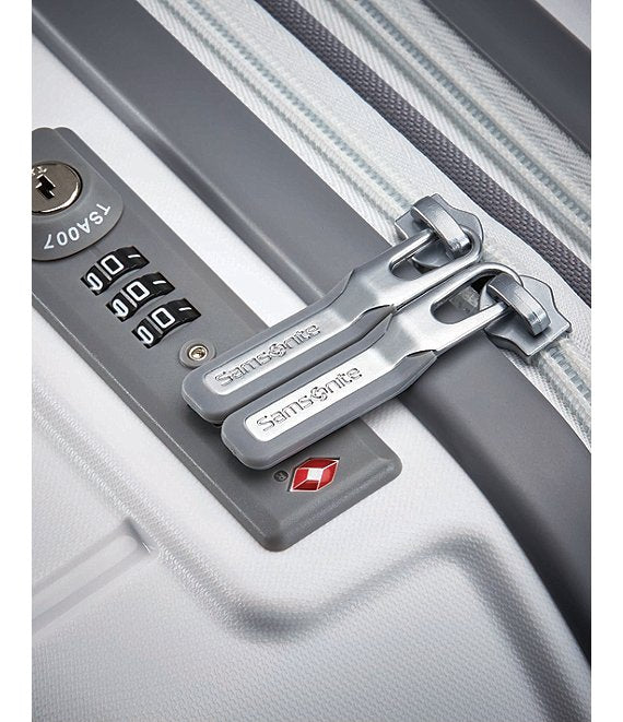 Freeform 28 Spinner Suitcase