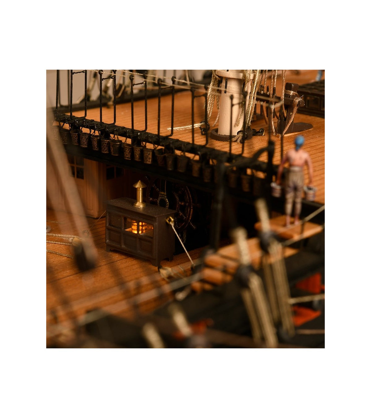 HMS VICTORY Ship of the Line Trafalgar 1805 - 1:84 - Wooden Scale Model Ship