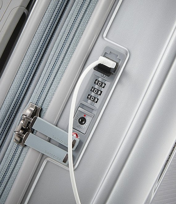 Silhouette 17 Hardside Carry-On Expandable Spinner