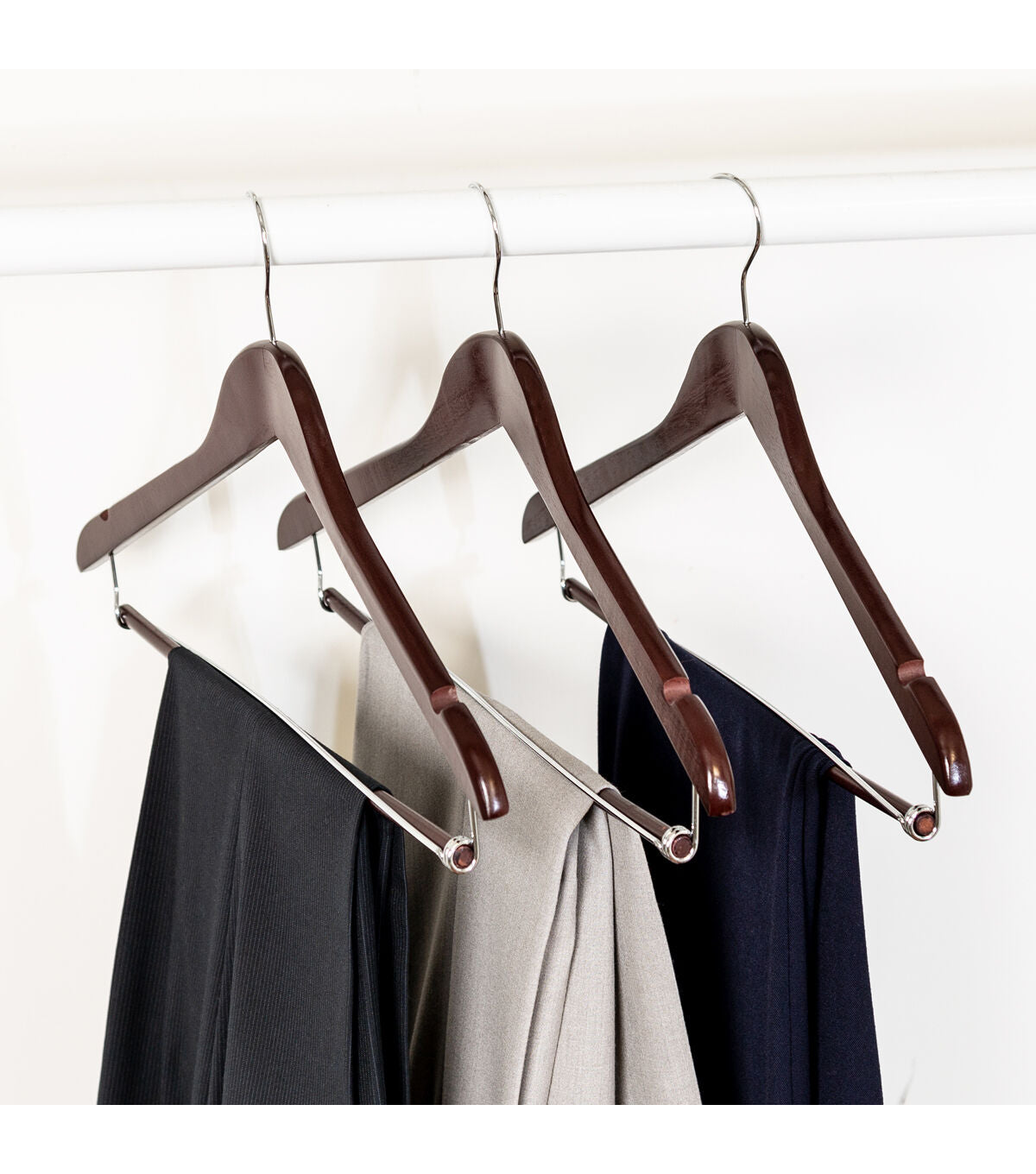 Honey Can Do 17.5 Cherry Wood Swivel Non Slip Suit Hangers 6pk
