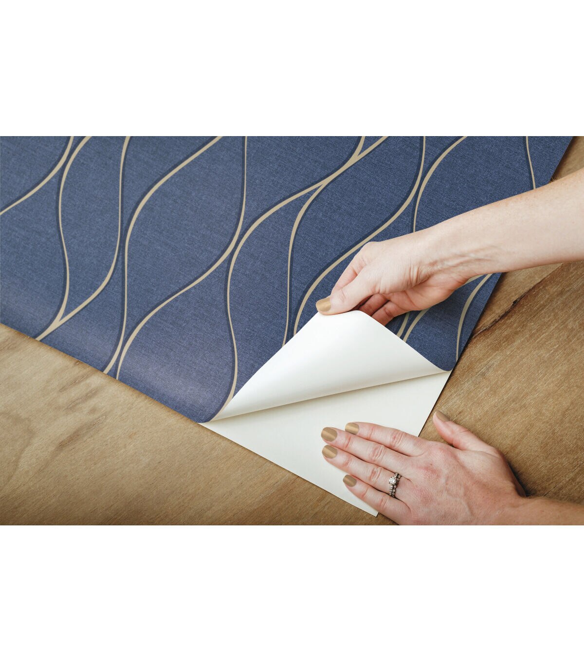 RoomMates Wallpaper Navy Wave Ogee