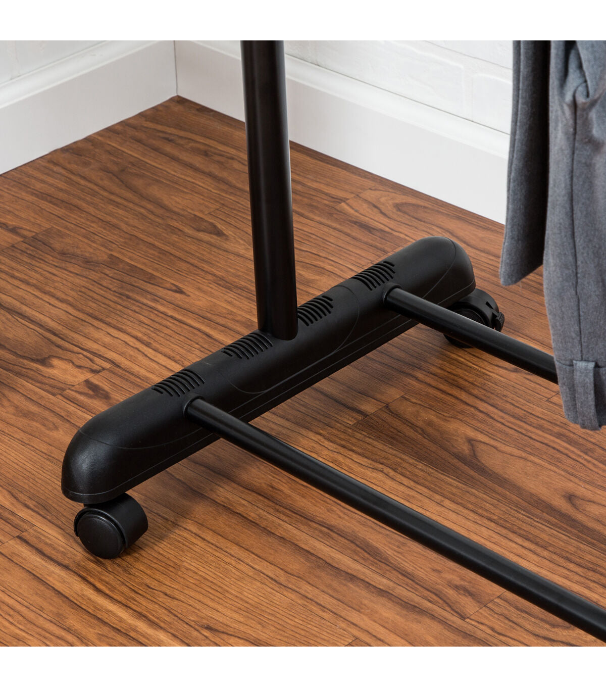 Honey Can Do 60 x 73 Chrome & Black Expandable Rolling Clothes Rack