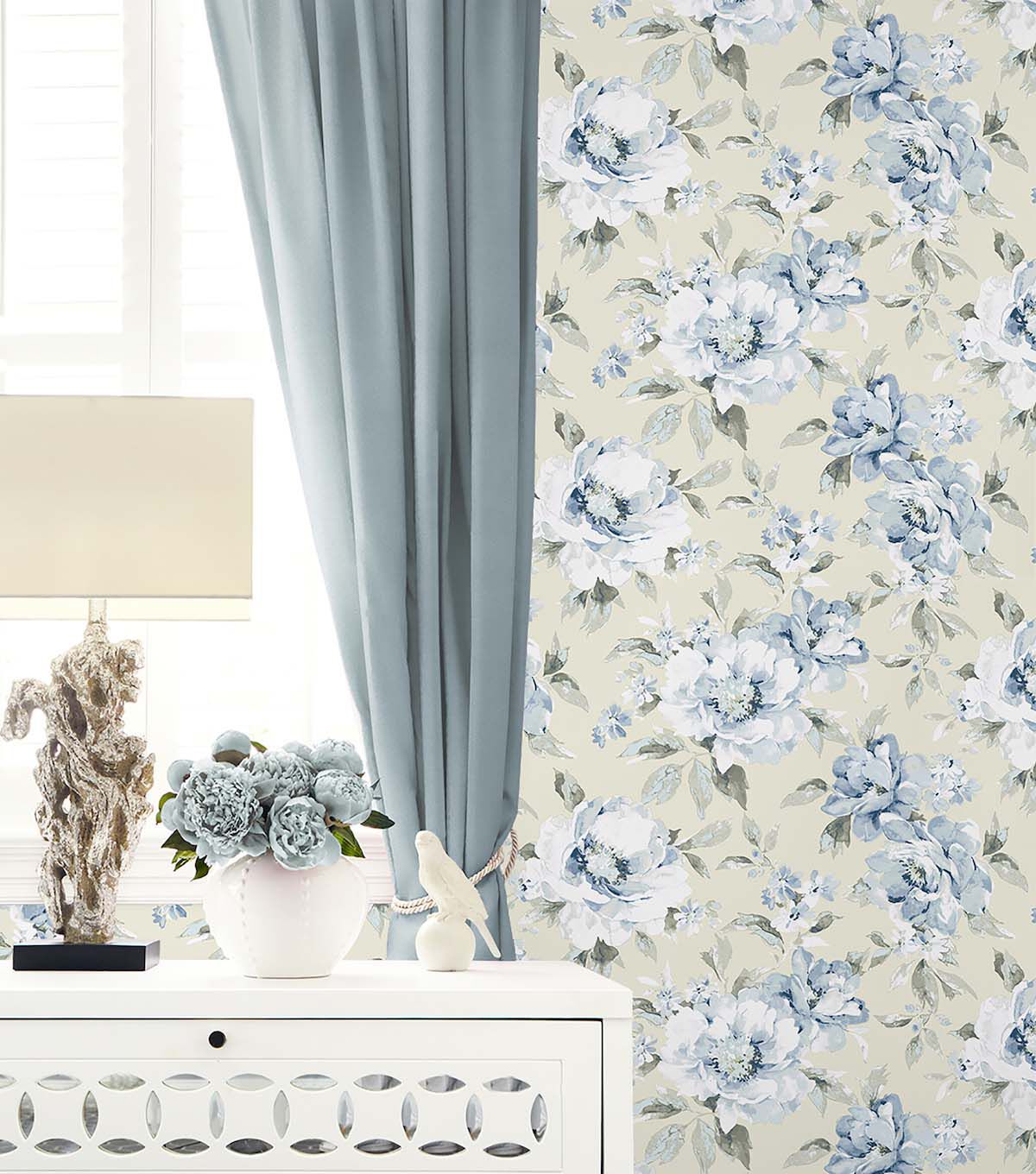 Surface Style 20.5' x 18' Bluebell Whispery Floral Peel & Stick Wallpaper
