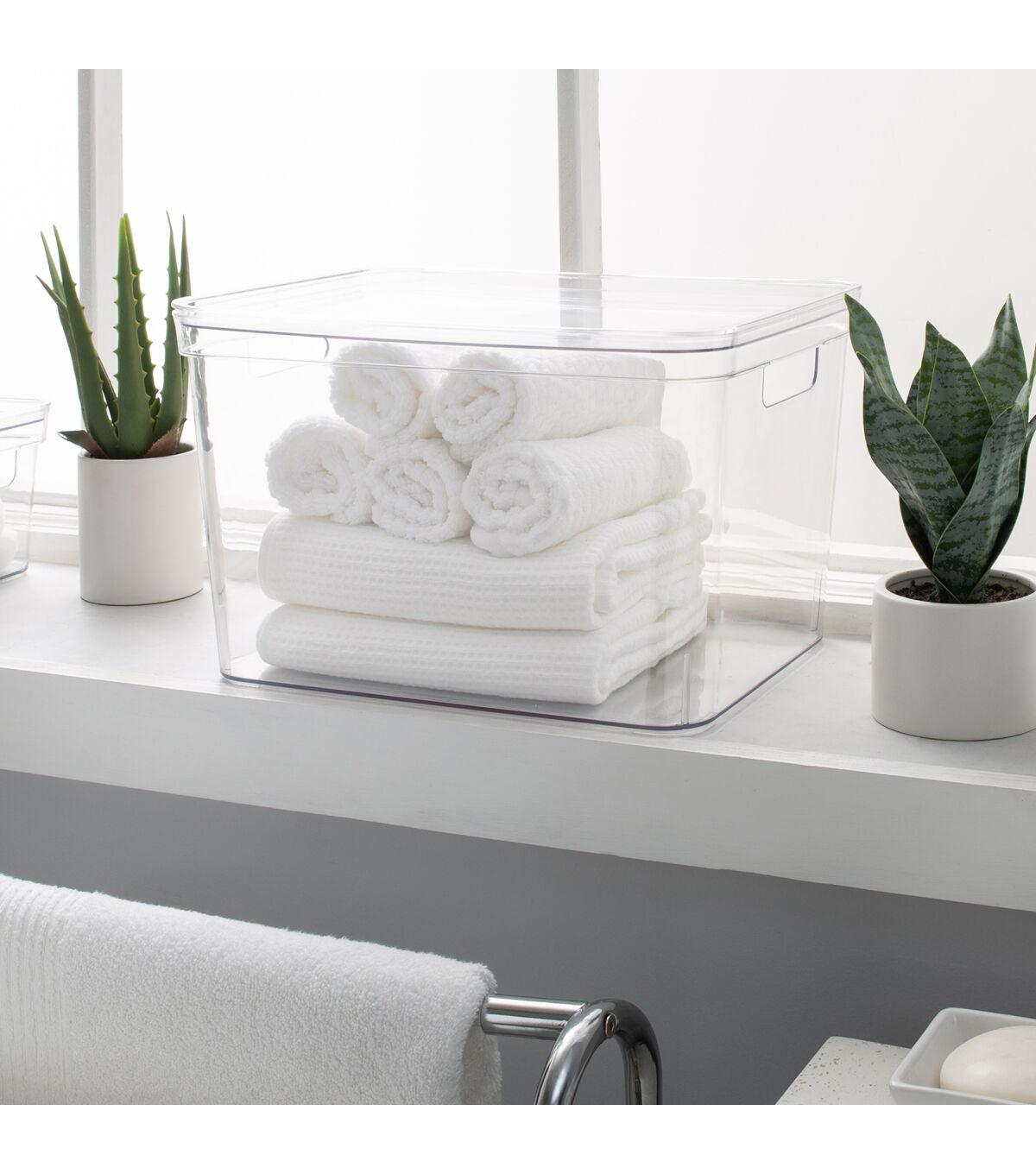 Simplify 14 x 9 Clear Lidded Storage Bin With Handles