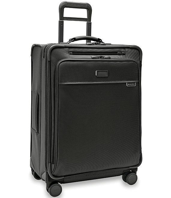 Baseline Medium Expandable Spinner Suitcase