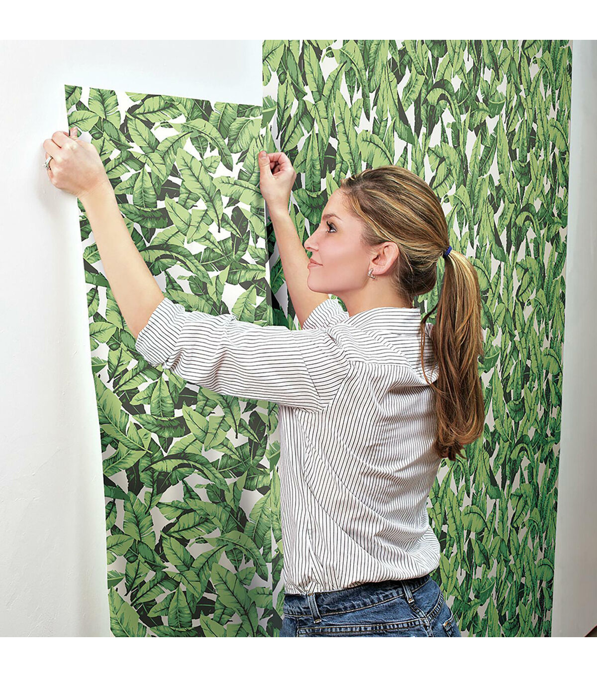 RoomMates Palm Leaf Peelable Wallpaper