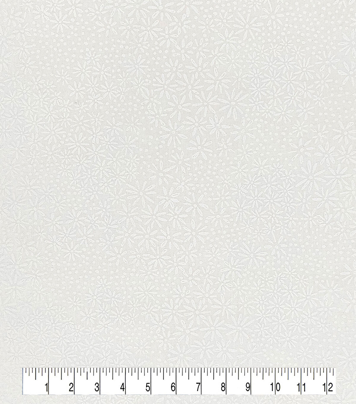 White Daisies Quilt Cotton Fabric by Keepsake Calico