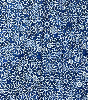 Fabric Traditions Blue Daisies Cotton Fabric by Keepsake Calico