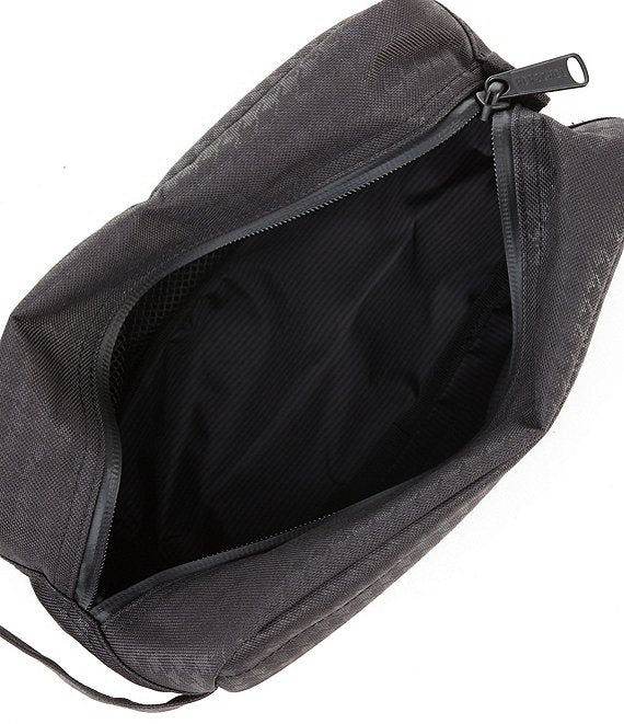 EcoSystem Houndstooth Embossed Chapter Travel Kit