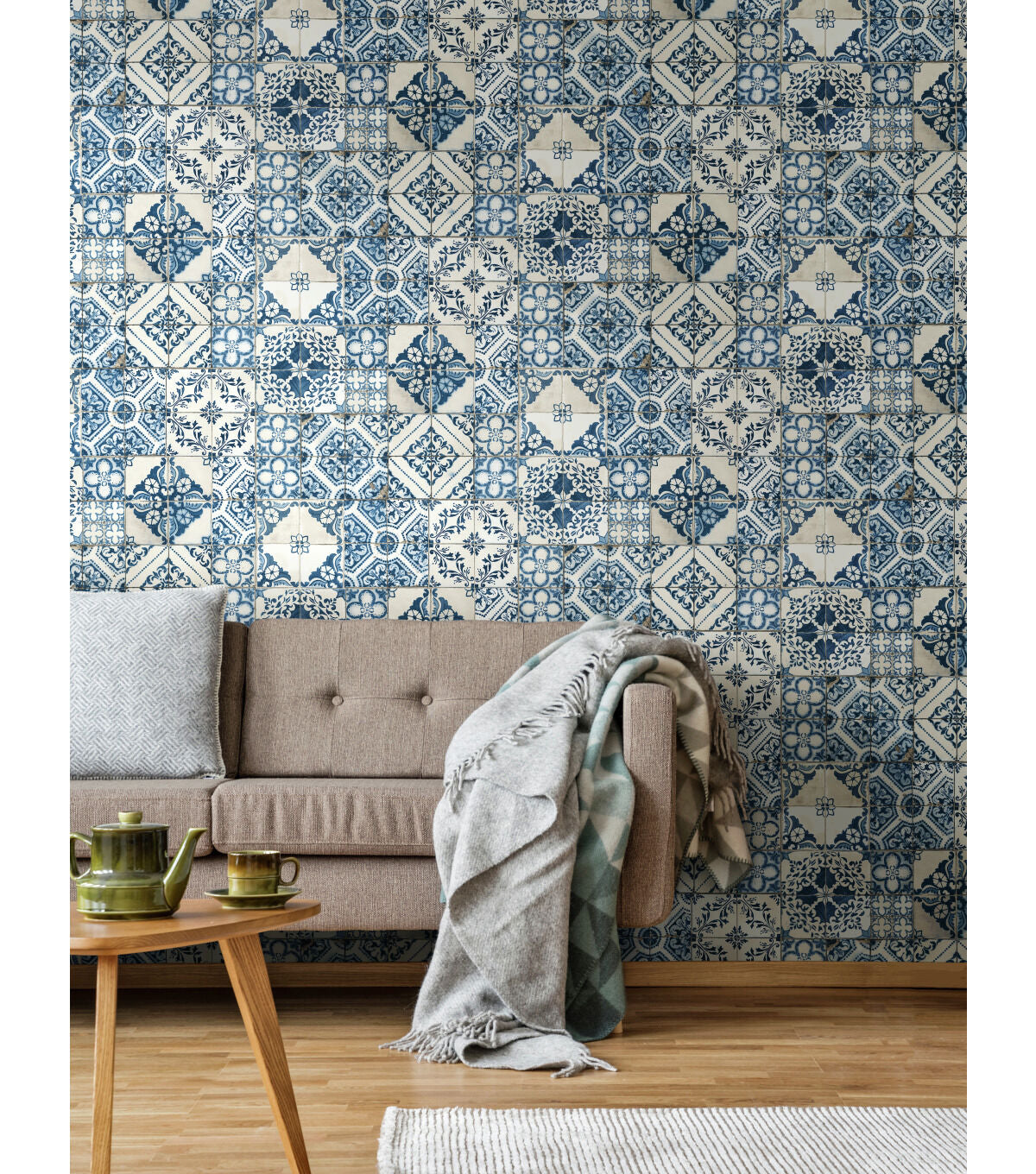 RoomMates Wallpaper Mediterranean Tile