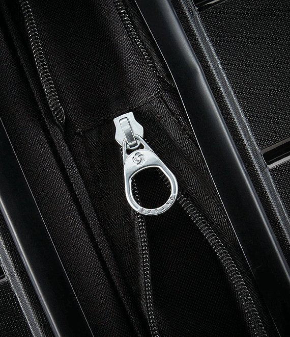Freeform 24 Spinner Suitcase