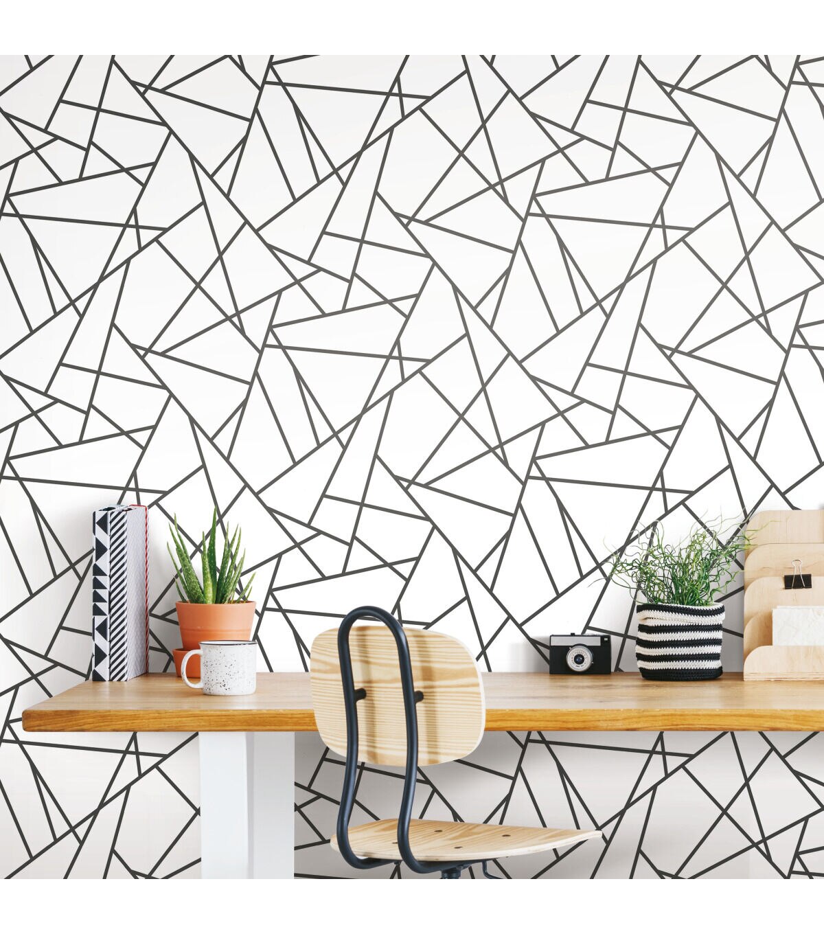 RoomMates Wallpaper Black Fracture