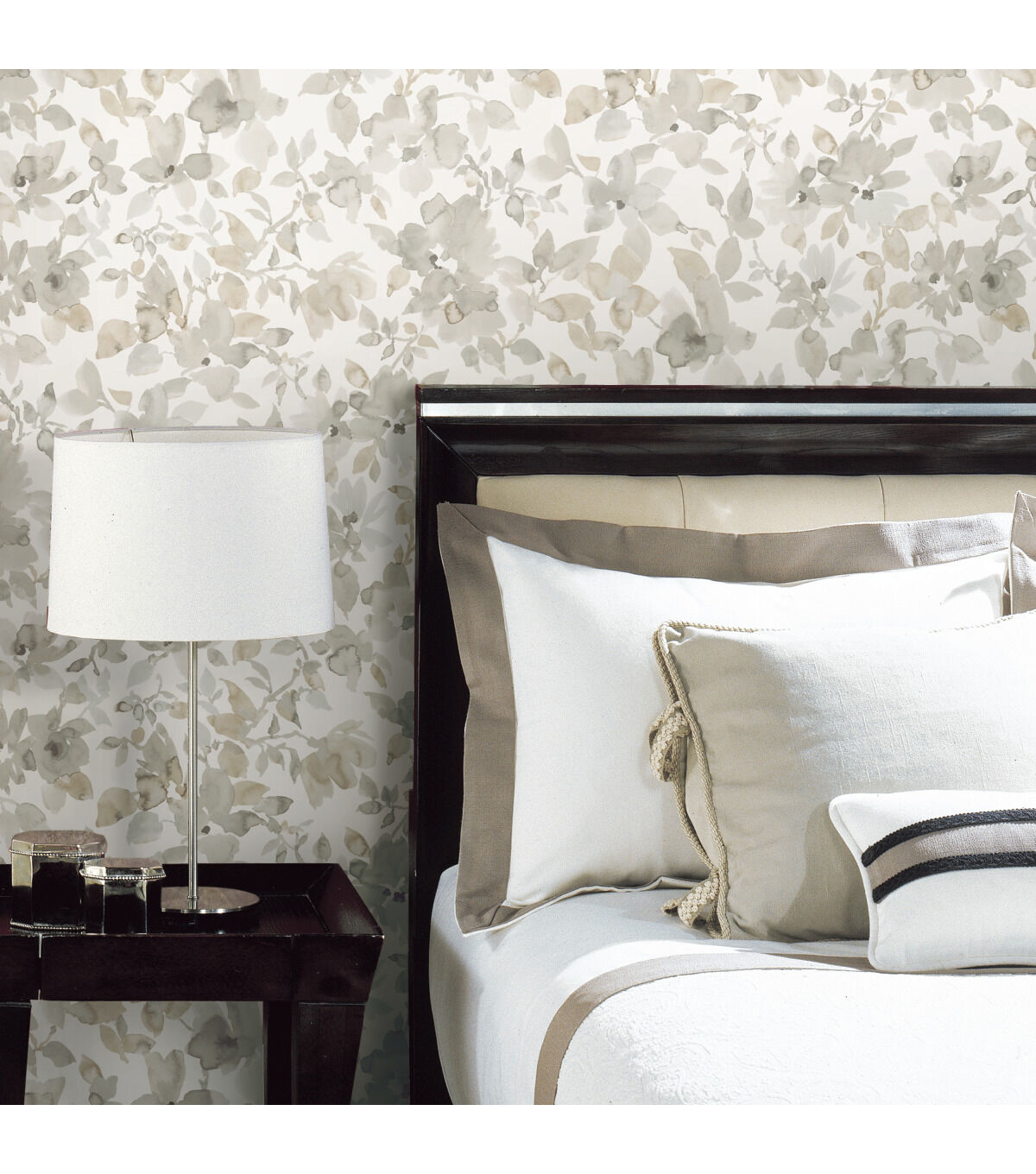 RoomMates Wallpaper Neutral Watercolor Floral