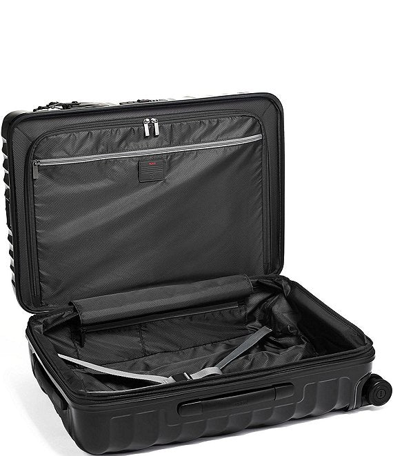 19 Degree Short Trip Expandable 4 Wheeled Packing Suitcase